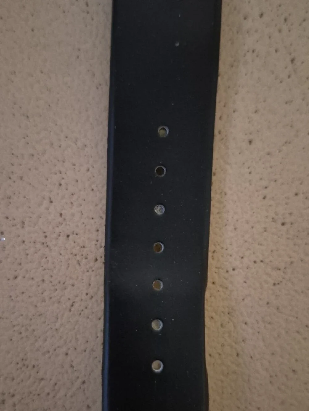 Minimalist Black Men's Wrist Watch - Classic Silicone Strap